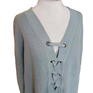 🖤3/$20 Vanilla Bay Lace Up Sweater